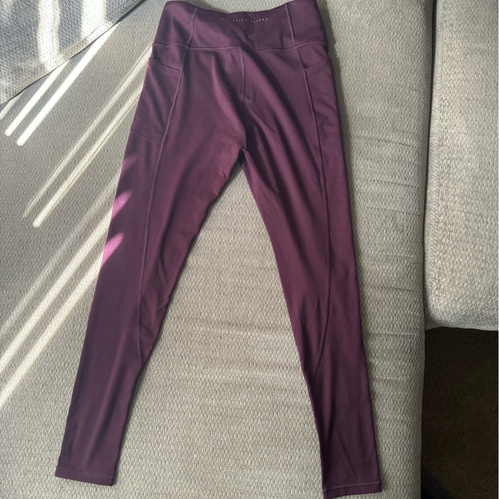 Victoria’s Secret maroon leggings size 12